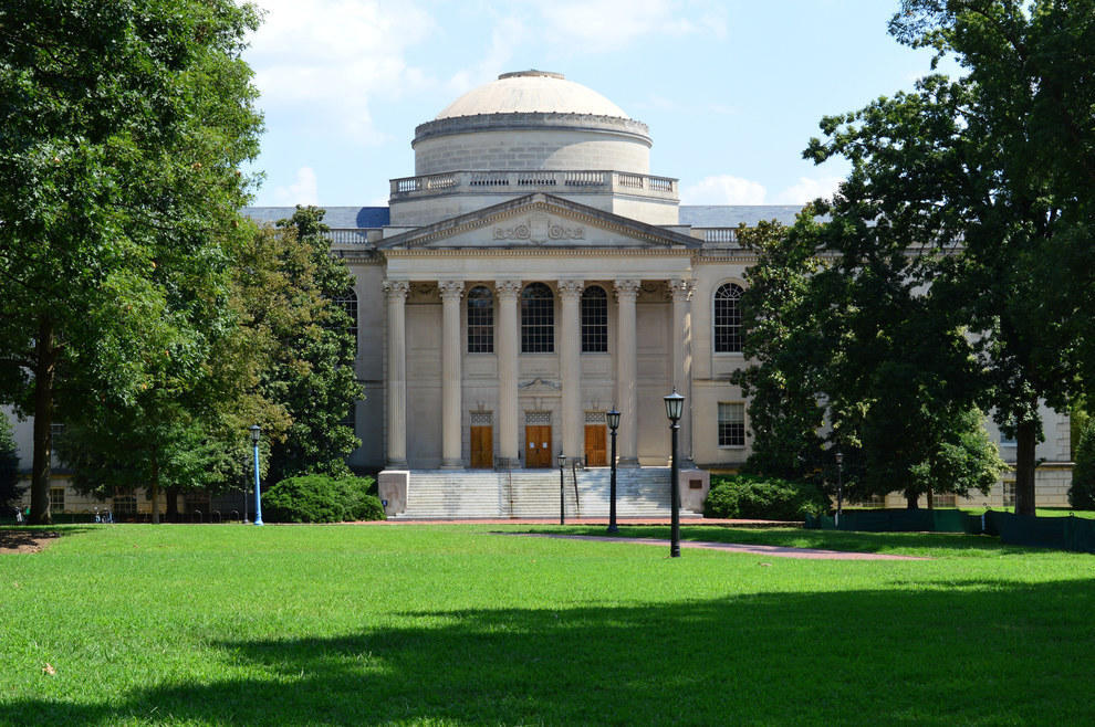 louis-round-wilson-library-at-unc1