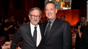 O Steven Spielberg και ο Tom Hanks το 2018