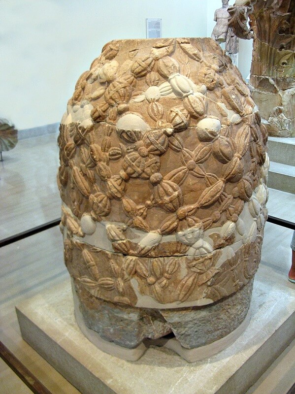 Omphalos_museum