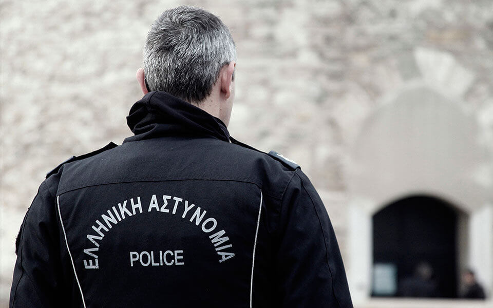 θεσσαλονίκη αστυνομικός 16χρονο