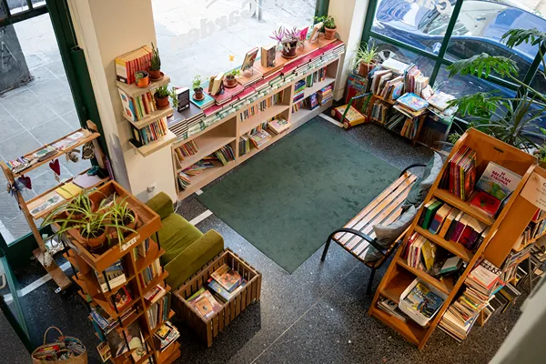 Το Book Garden είναι το βιβλιοπωλείο που θα μας κινητοποιήσει για καλό σκοπό